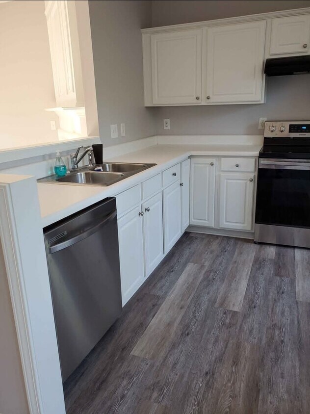 Photo - 105 Ruby Walk Dr (Morrisville, NC)
