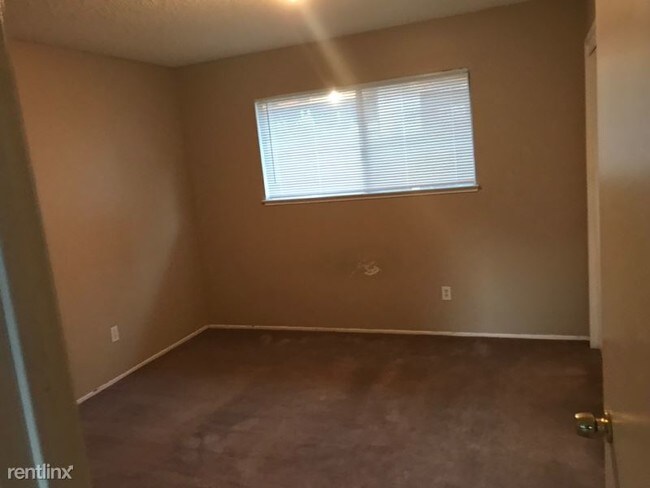 Building Photo - 1 br, 1 bath Apartment - 511 Wolfe Ave