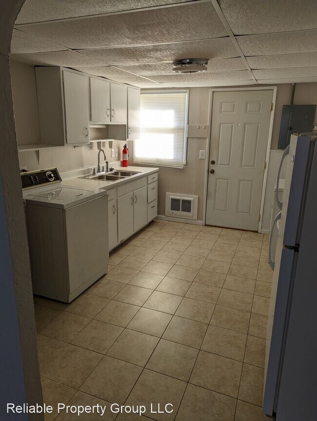 Foto del edificio - 2 br, 1 bath House - 3422 New Haven Ave