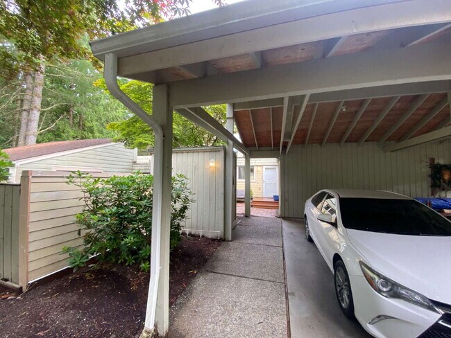 Foto del edificio - Charming 2-Bed, 1-Bath Condo Oasis in Sudd...