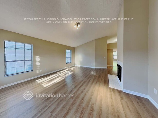 Foto del edificio - 1453 Hyde Park Dr