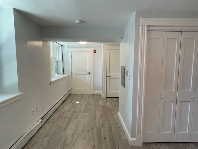 Foto del edificio - 233 Lafayette St