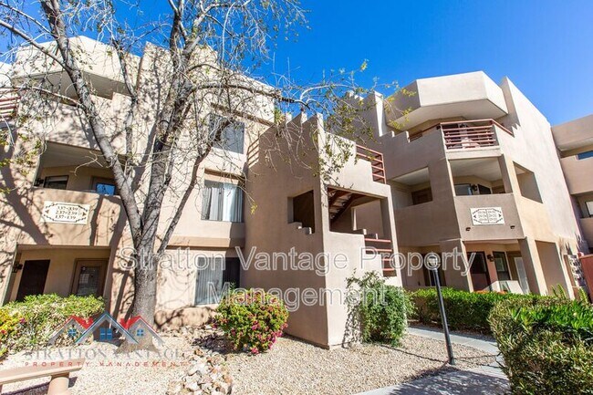 Building Photo - 4850 E Desert Cove Ave