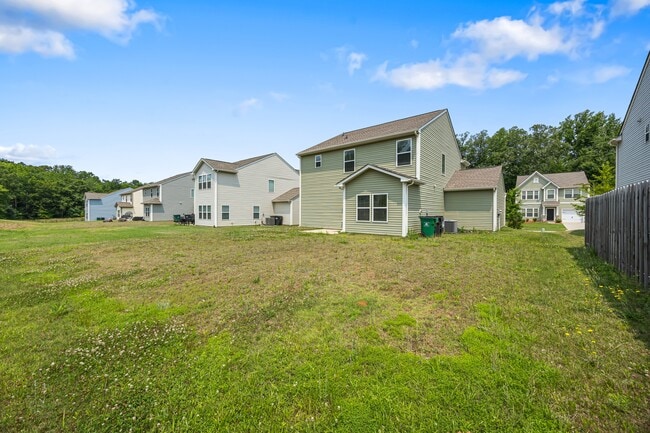 Photo - 4213 Stockbrook Dr House