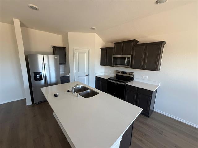 Foto del edificio - 13125 Hideaway Ln