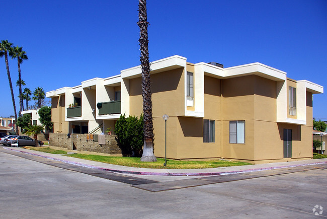 Building Photo - Lexington Green