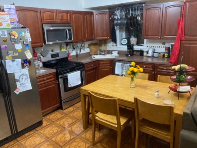 Building Photo - 66 Gautier Ave