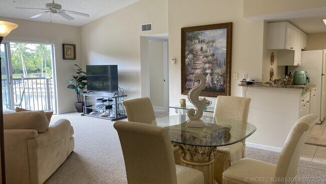 Foto del edificio - 100 Crestwood Ct N