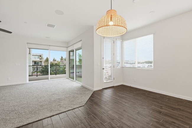 Foto del edificio - 1250 Abbey Ln