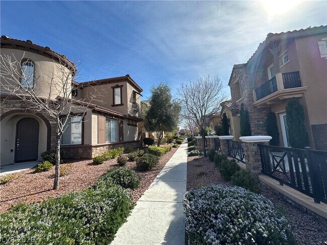 Foto del edificio - 2442 Granada Bluff Ct