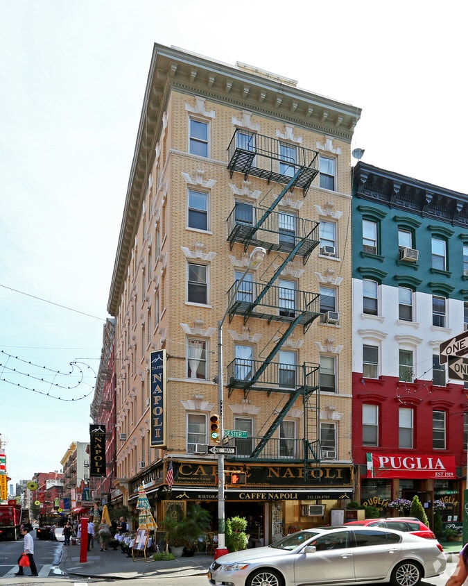 Primary Photo - 130 Mulberry St