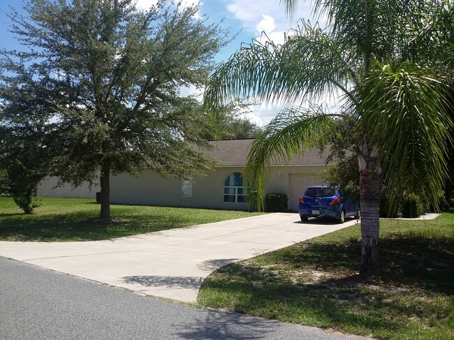 Garage Entry - 1628 Myrtle Lake Ave