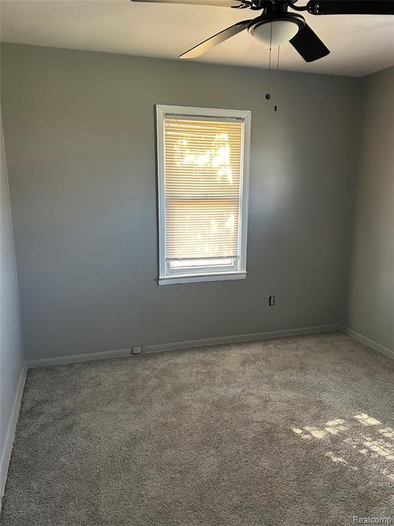 Foto del edificio - 13500 Heyden St