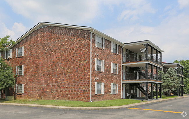 Building Photo - Whispering Hills Apartments Southeast