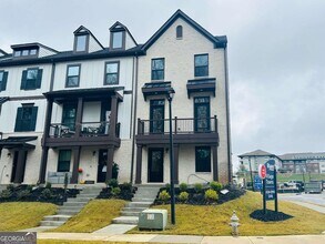 Building Photo - 420 Thatch Ter