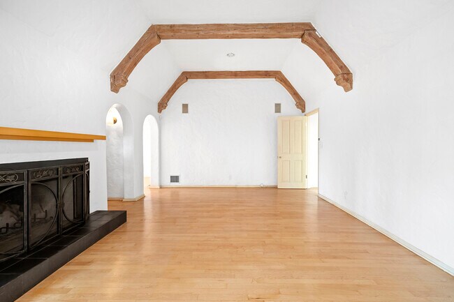 Foto del edificio - 8543 Clifton Way