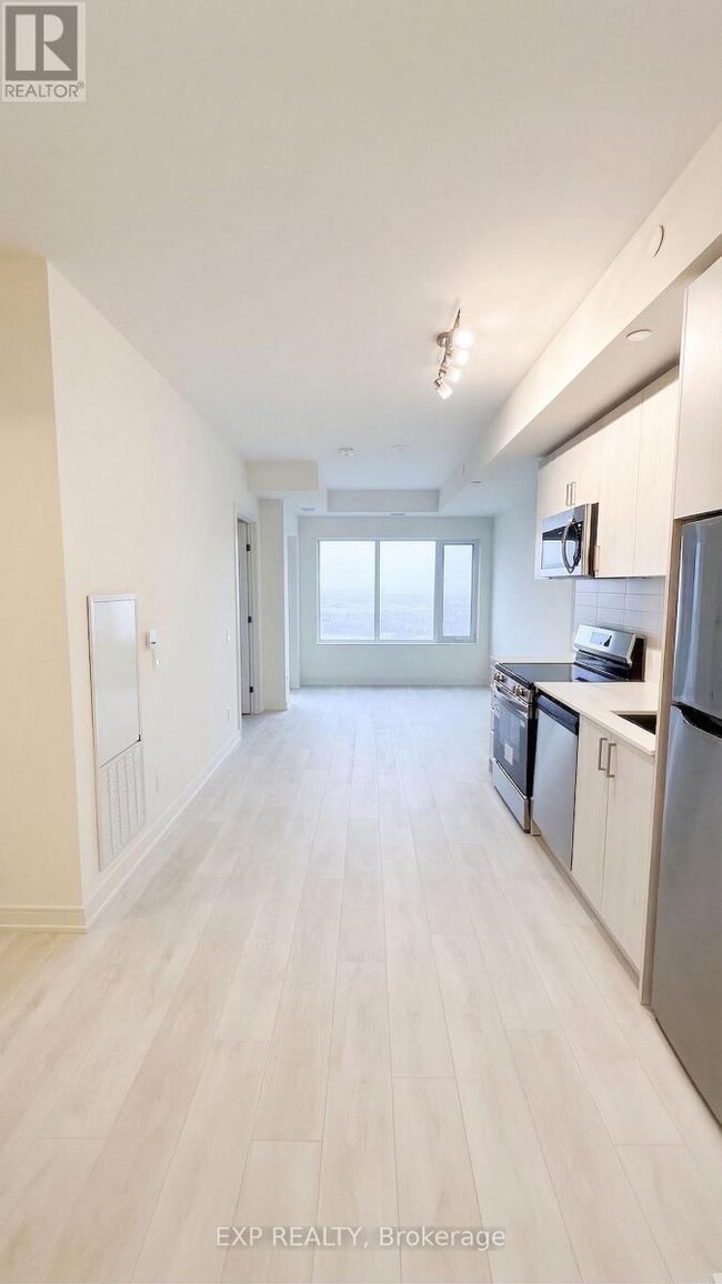 Building Photo - 8020 Derry Rd W