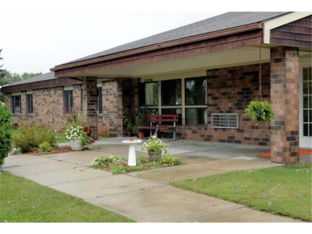 109 N 4th Ave, Parkers Prairie, MN 56361 Room for Rent in Parkers