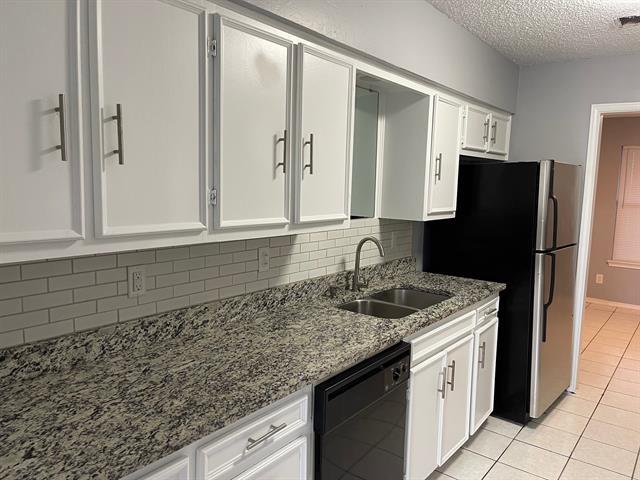 Building Photo - 1414 W Seventh St