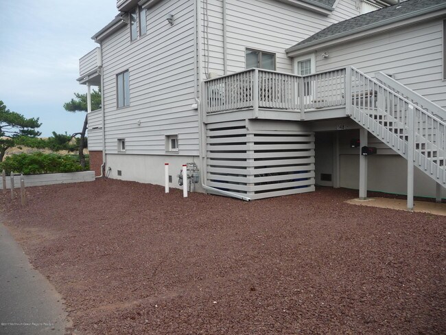 Building Photo - 148 Ocean Ave
