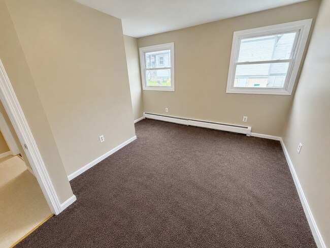Foto del edificio - 40 Colchester Ave
