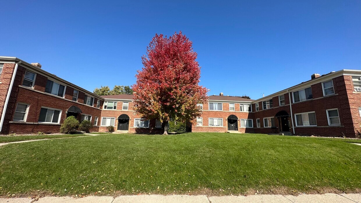 Foto principal - 7306 W Burleigh St