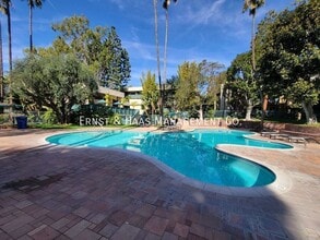 Building Photo - 448 N Bellflower Blvd