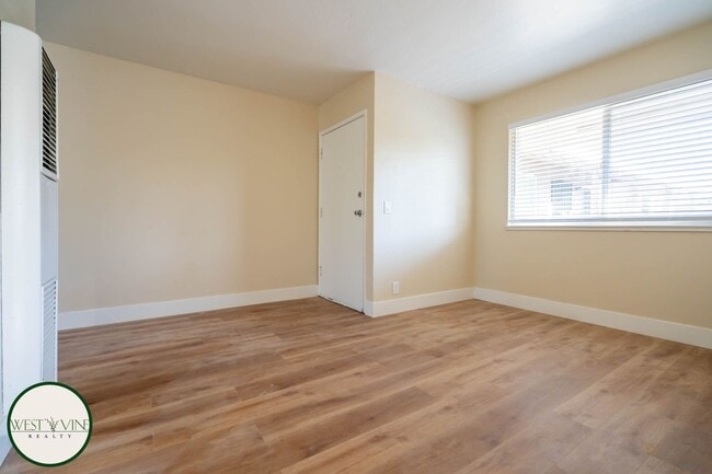 Foto del edificio - 513 Pierce Rd