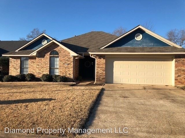 Primary Photo - 4 br, 2 bath House - 5907 Stockwood St.