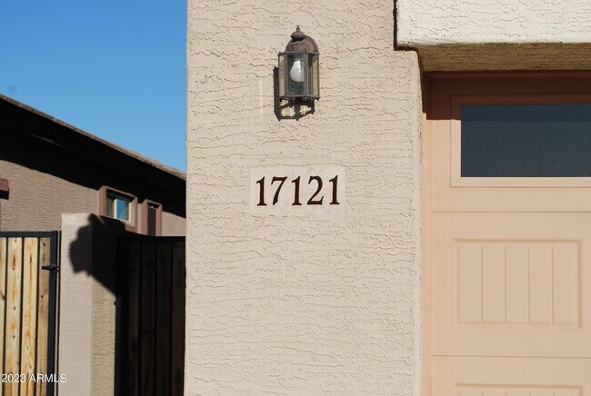Building Photo - 17121 S 182nd Ln