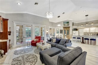 Building Photo - 1904 Bethany Pl