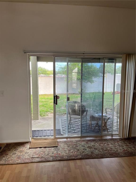 Foto del edificio - 8312 Lake Park Estates Blvd