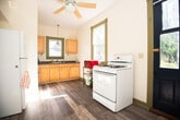 Foto principal - 32 Ford Ave