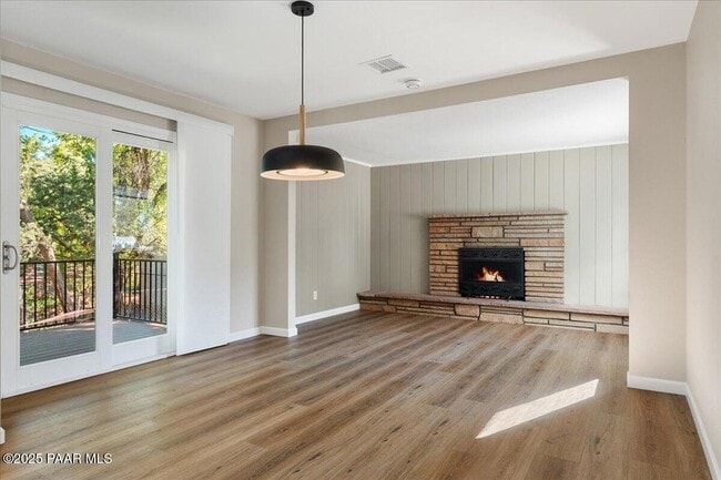 Foto del edificio - 1810 Meadowbrook Rd
