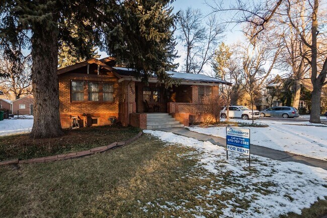 Building Photo - 2 Bedroom + Office, 3 Bath in Old Town Fort Collins