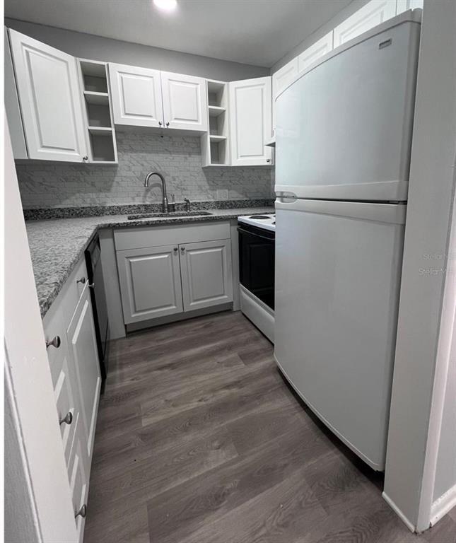 Foto del edificio - 5648 River Rd