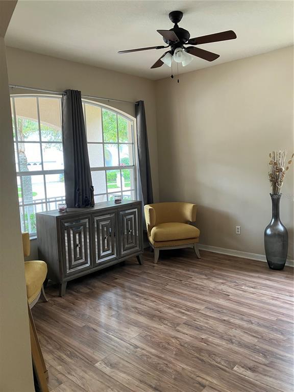 Building Photo - 10525 Canary Isle Dr