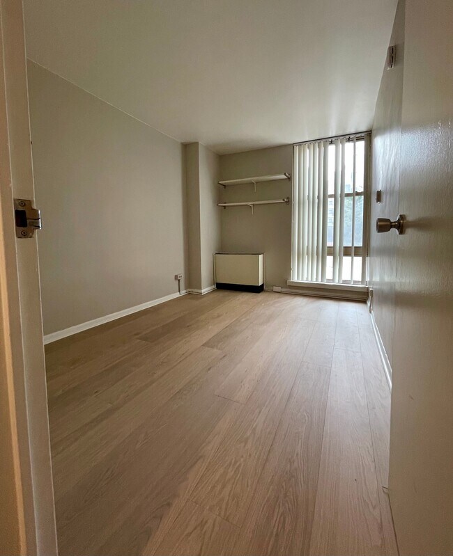 Bedroom - 1260 21st St NW