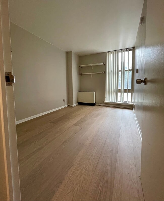 Bedroom - 1260 21st St NW