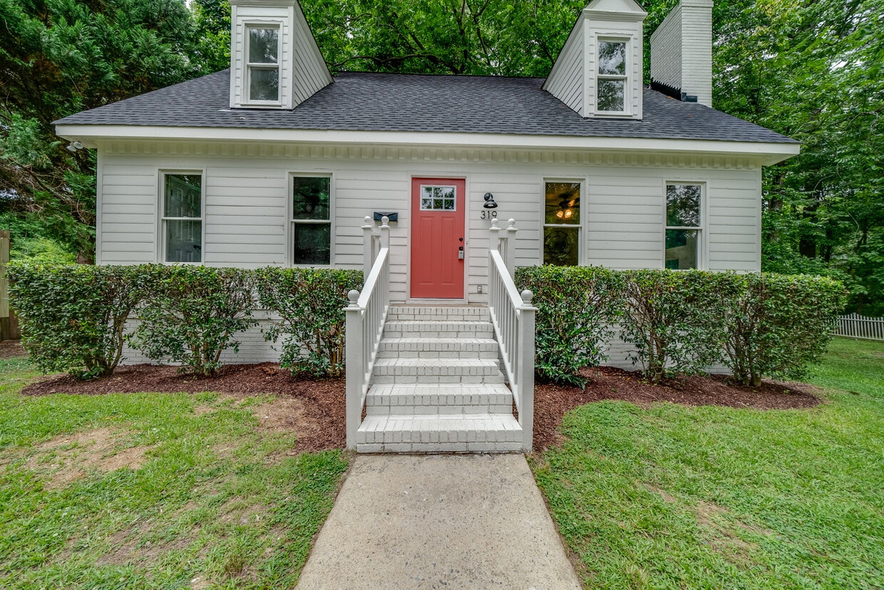 Foto principal - 319 E Park St
