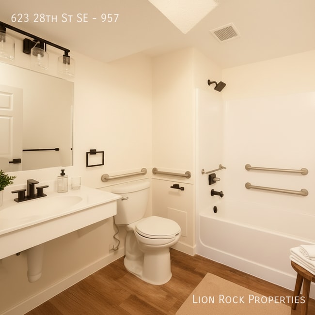 Foto del edificio - 623 28th St SE