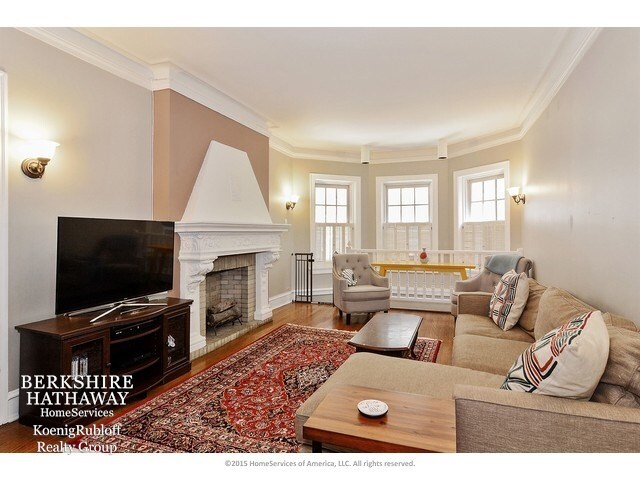 Building Photo - 550 W Brompton Ave