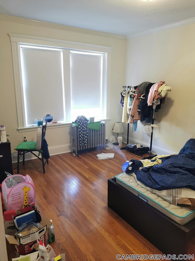 Foto principal - 19 Wendell St