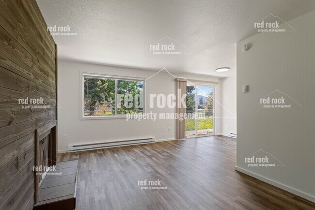 Building Photo - 3901 W Spiers Ave