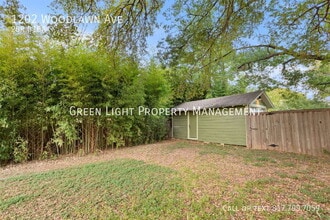 Building Photo - 1202 Woodlawn Ave