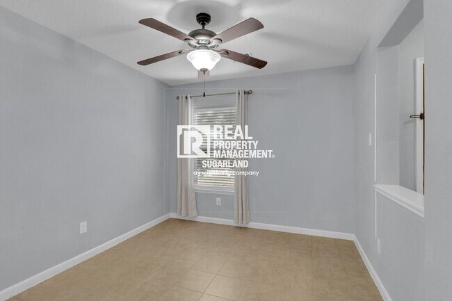 Foto del edificio - 16238 Ranchland Ln