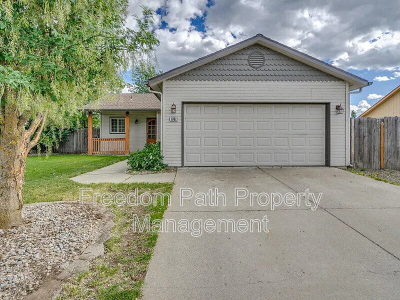 Foto principal - 1382 Tanager Ave