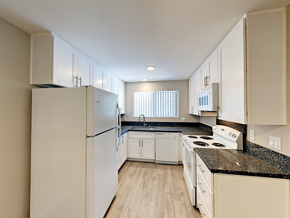 Amber Woods Apartments El Cajon Ca Apartments Com