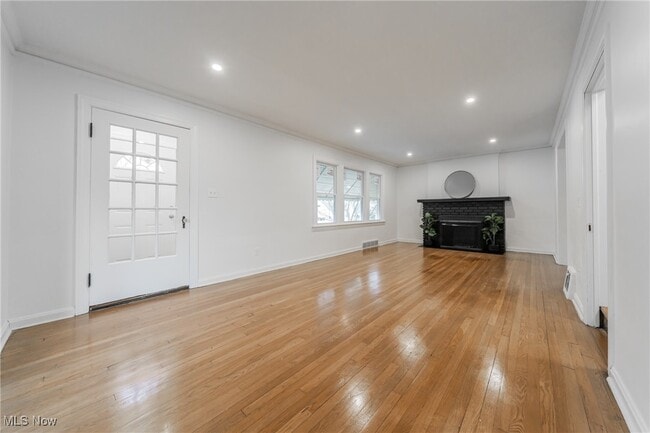 Building Photo - 1391 Avondale Rd