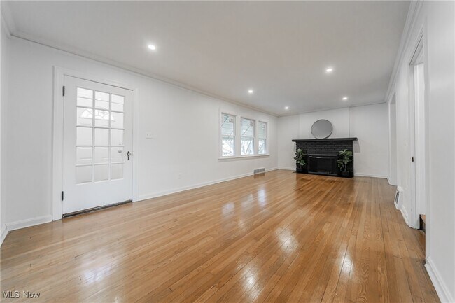 Foto del edificio - 1391 Avondale Rd